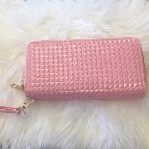 Wallet - Picture 1 of 2